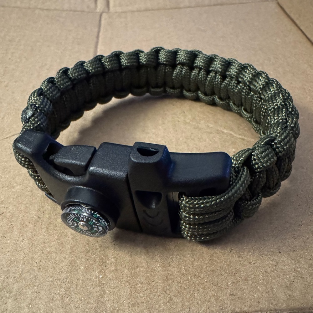 New Emergency Survival Bracelet with Whistle and Compass, Green